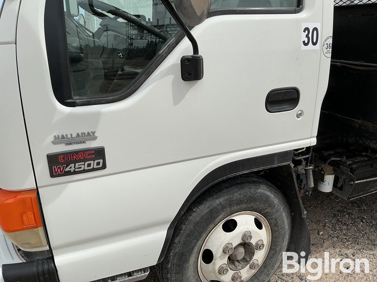 2003-gmc-w4500-image-10