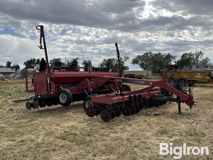 case-ih-5400-image-3