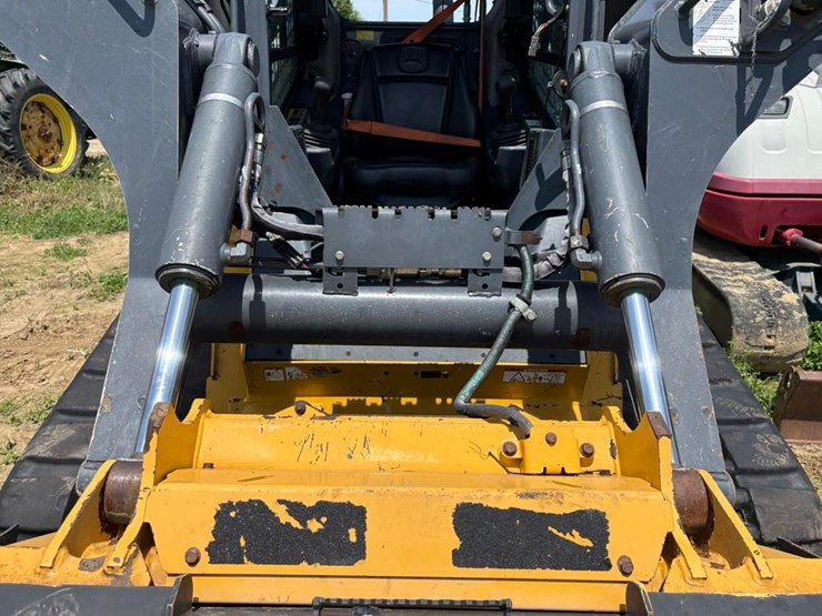deere-333g-image-6