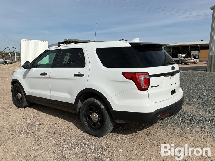 2016-ford-explorer-police-interceptor-image-7
