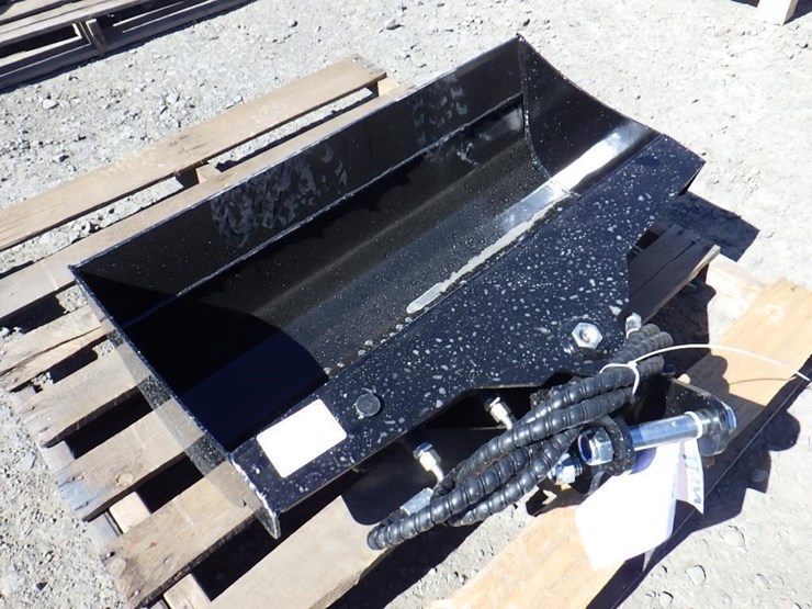 tpm-hydraulic-excavator-tilt-bucket-32"-image-2