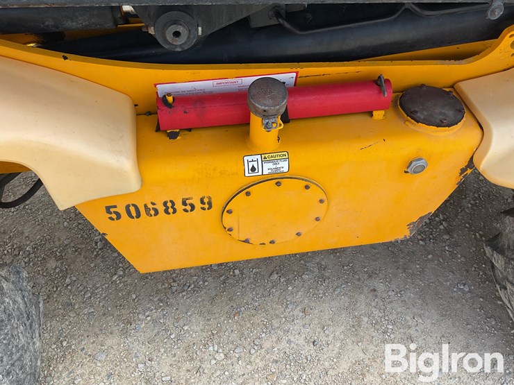 2012-jcb-520-50-image-14