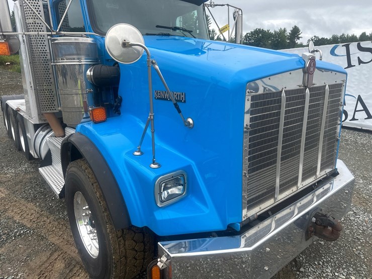2013-kenworth-t800-image-10