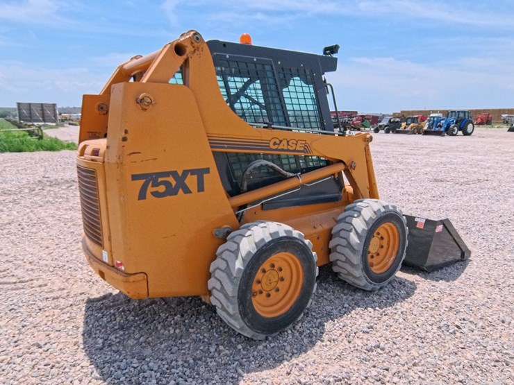 case-75xt-image-4