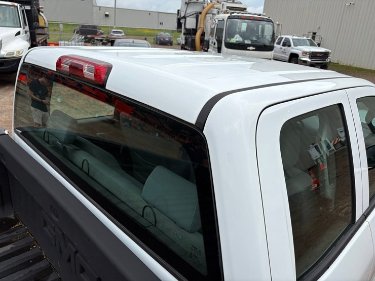 2016-gmc-1500-image-22