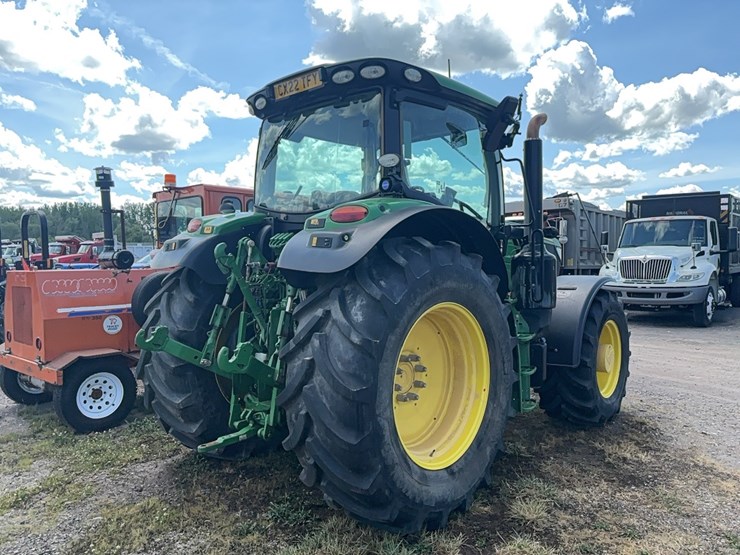 2022-john-deere-6155r-image-3