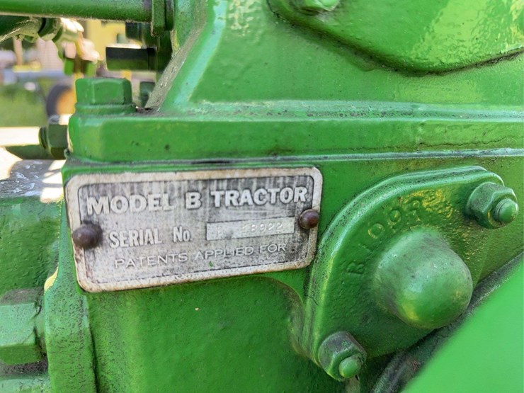 john-deere-model-b-image-21
