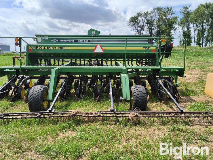 john-deere-750-image-6