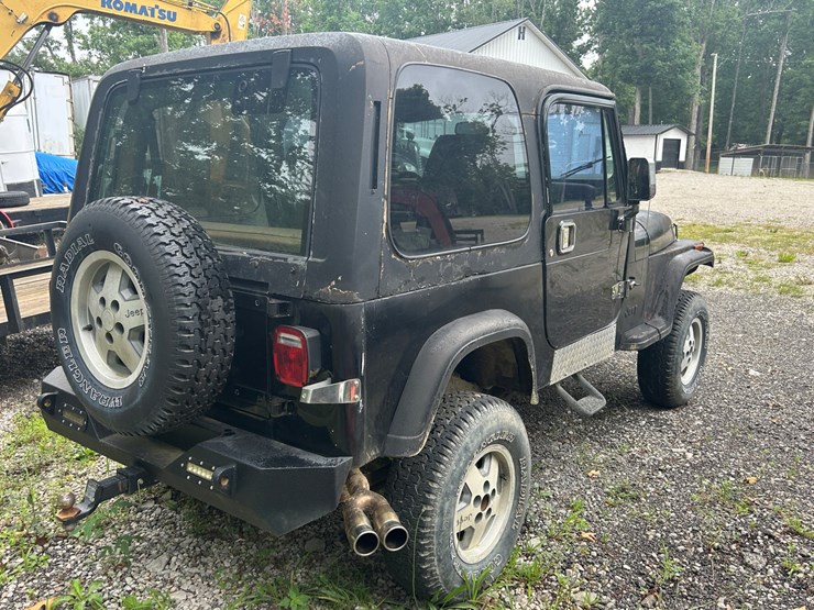 1994-jeep-wrangler-image-5