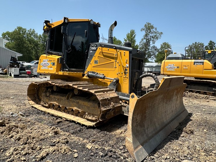 2022-deere-700l-image-7