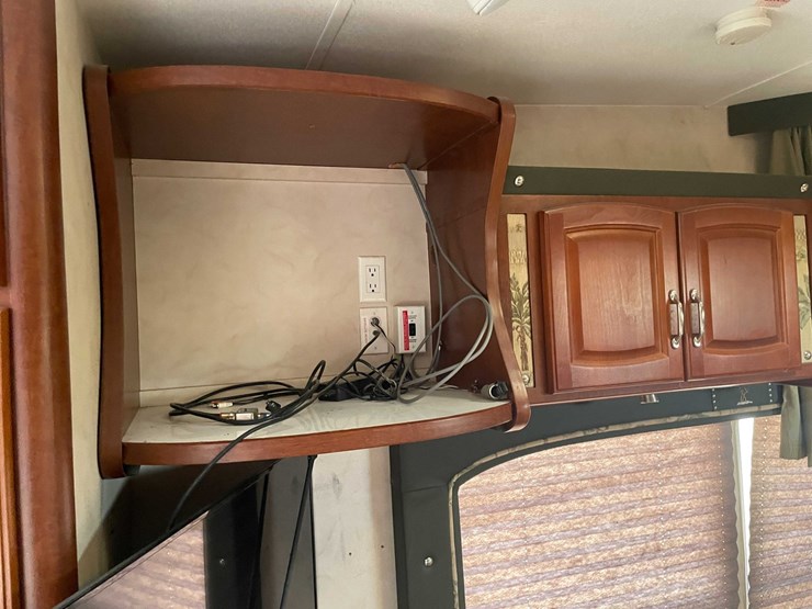 #155-•-2008-weekend-warrior-(clean-nm-title)-image-40