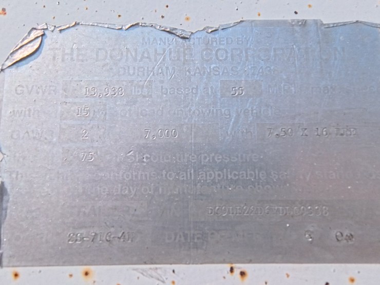 #1088-•-2000-donahue-livestock-trailer-image-33