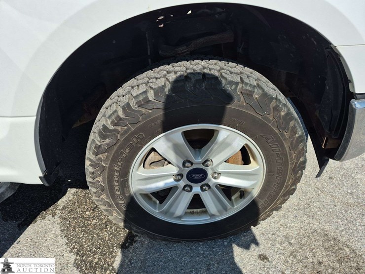 2017-ford-f150-image-27
