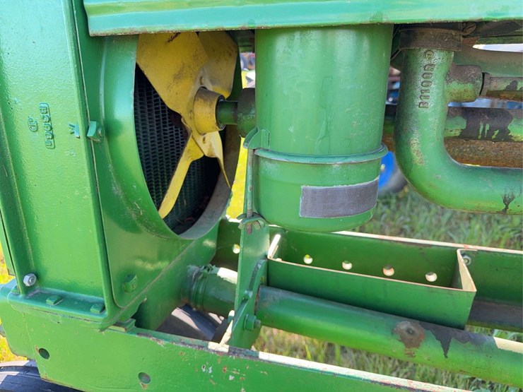 john-deere-model-b-image-30