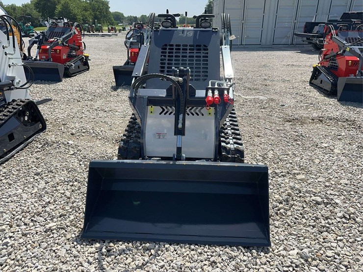 2026-zjg-zj-380-tracked-mini-skid-steer-image-9