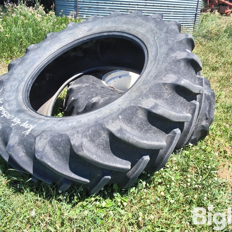 Goodyear Tires & Rim