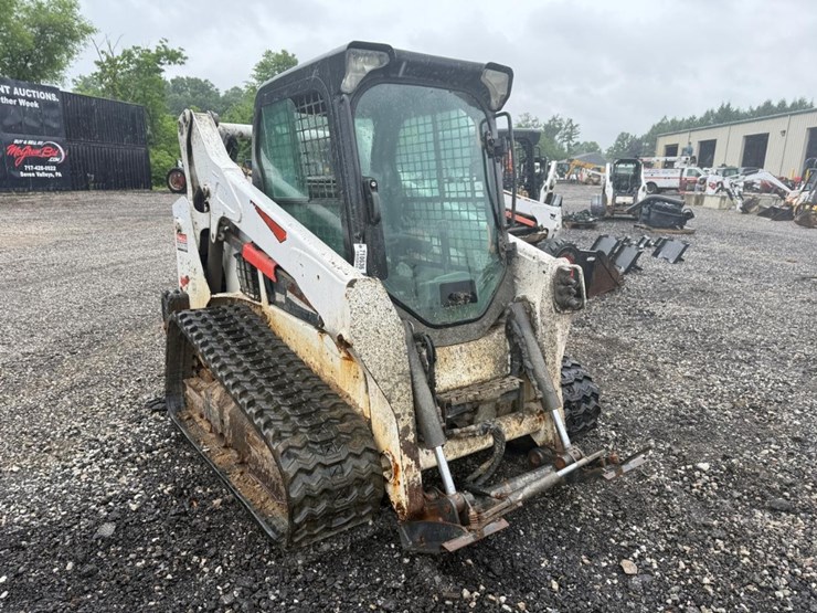2020-bobcat-t595-image-6