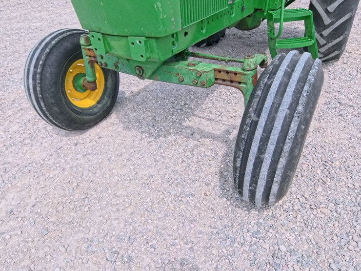 john-deere-4430-image-11