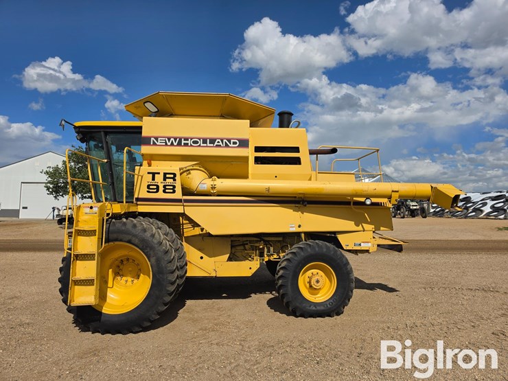 1998-new-holland-tr98-image-8