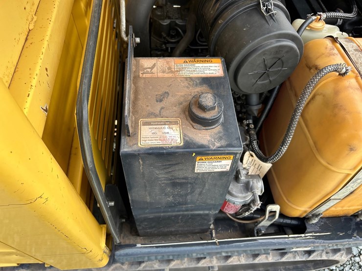 2013-yanmar-c30-image-16