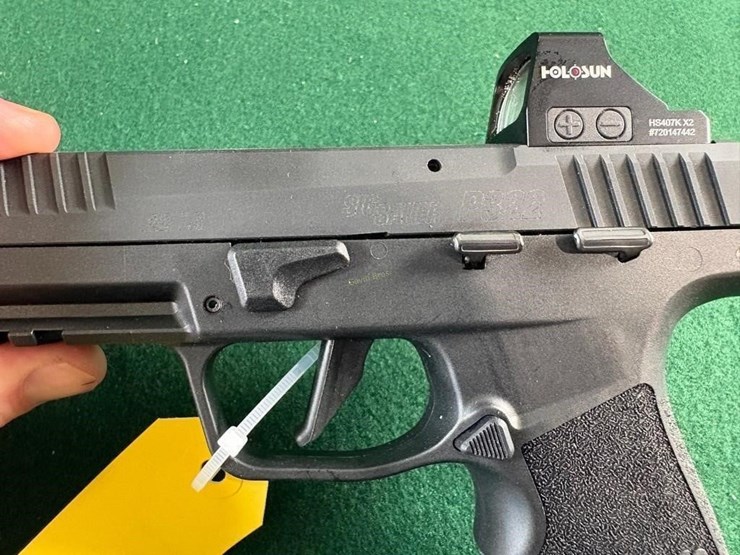 sig-sauer-p322-22lr-pistol-image-10