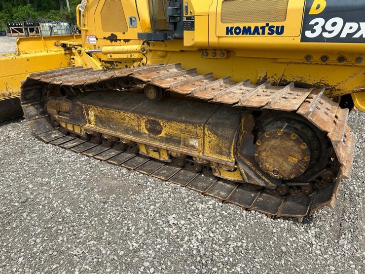 2016-komatsu-d39pxi-24-image-17