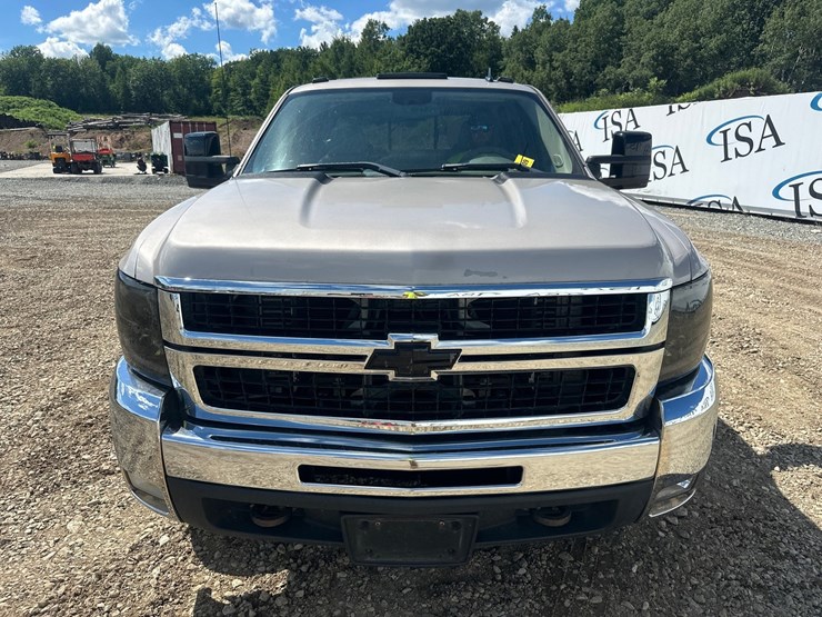 2008-chevrolet-3500hd-image-8