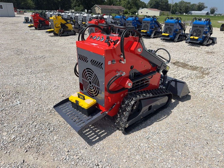 2026-zjg-zj-380-tracked-mini-skid-steer-loader-image-6