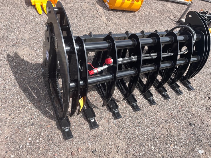 #1311-•-skid-steer-grapple-image-1