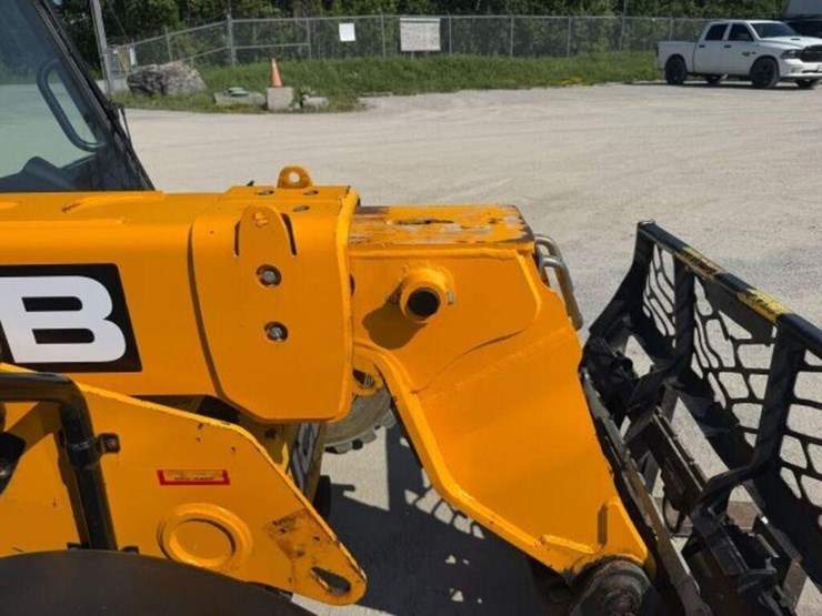 2018-jcb-505-20-image-25