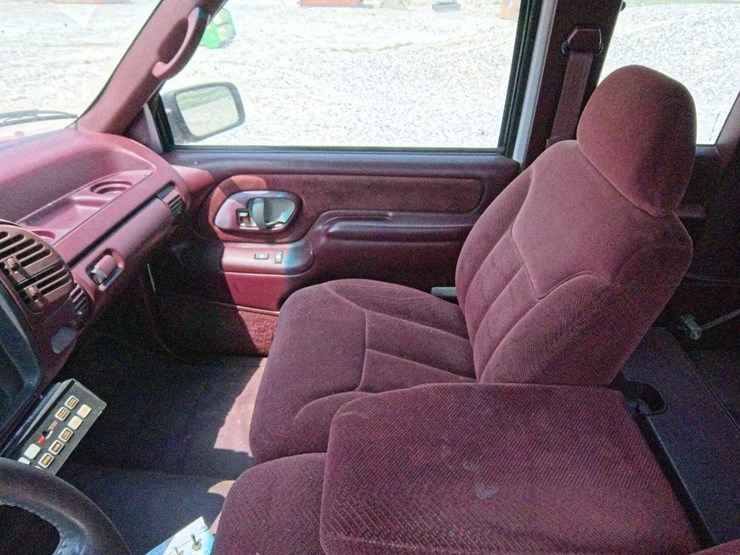 #1090-•-1995-gmc-brush-fire-truck-image-24