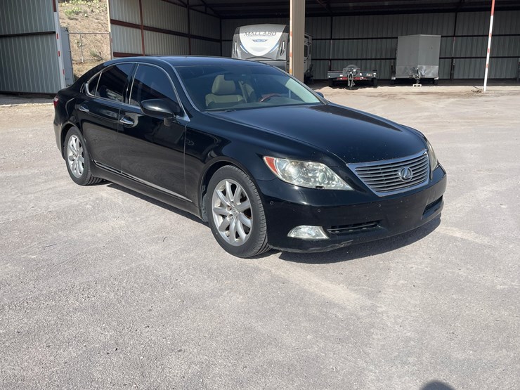 #163-•-2007-lexus-ls-460-(clean-nm-title)-image-58
