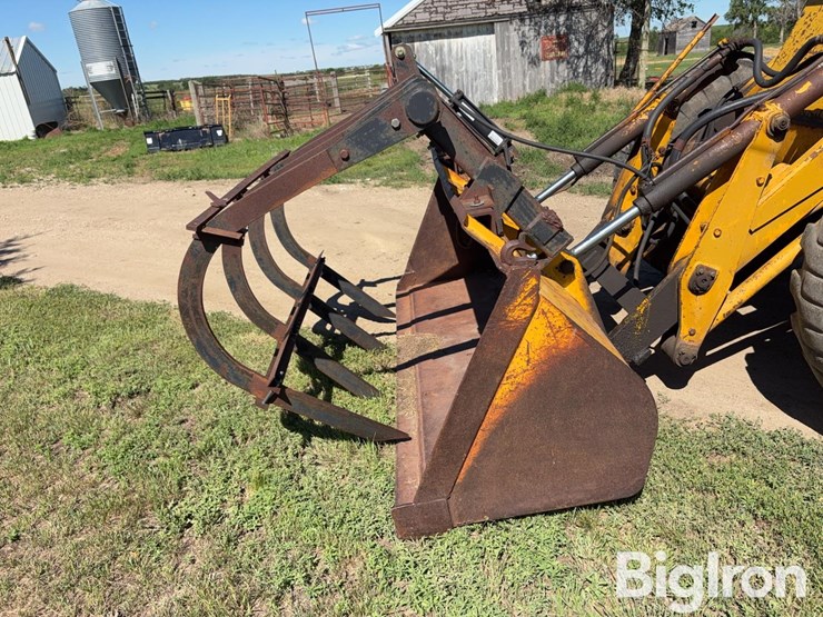 1966-case-w7g-wheel-loader-w/bucket-&-grapple-image-9