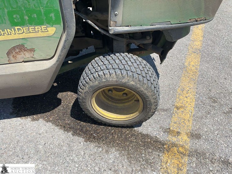 2013-john-deere-1445-ii-image-17
