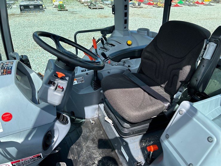 kubota-m5-111d-image-95