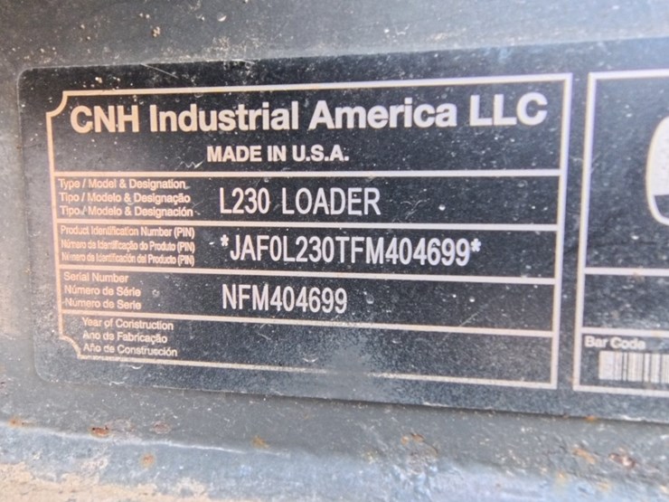 2017-new-holland-l230-image-49
