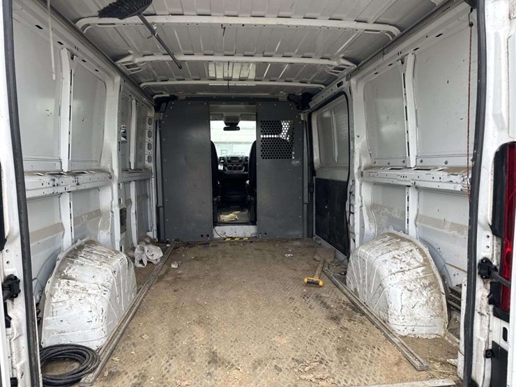 2019-dodge-1500-image-15