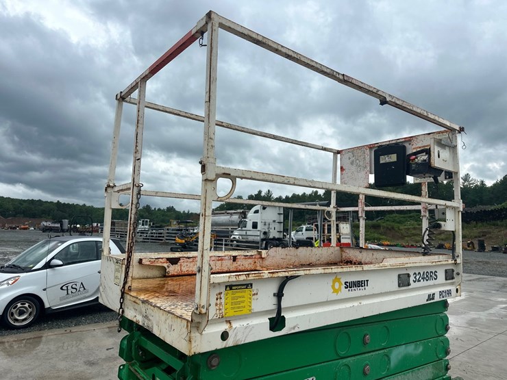 2015-jlg-3248rs-image-11