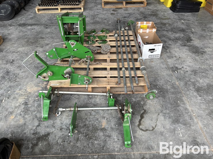 john-deere-12-image-2