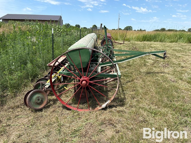 oliver-superior-mechanical-grain-drill-image-5
