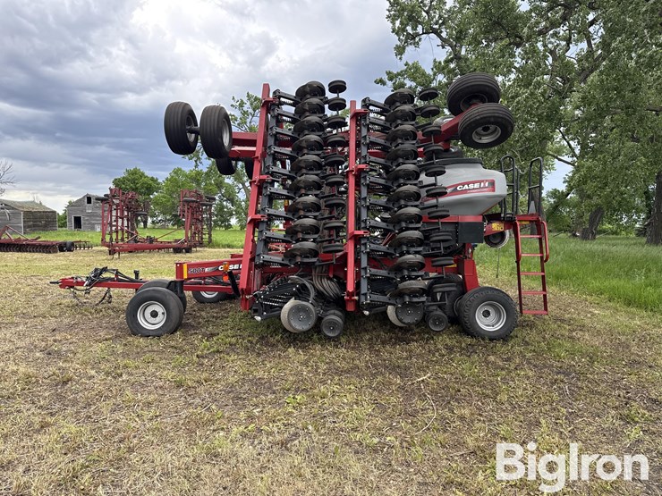 2015-case-ih-2015-image-8