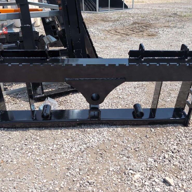 (1) Wolverine Skid Steer Attachment PFF1-13-45W