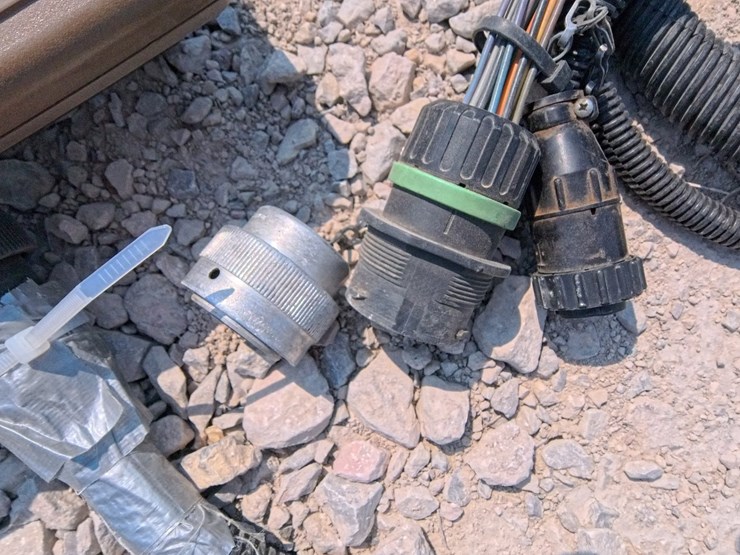 2009-john-deere-568-image-12