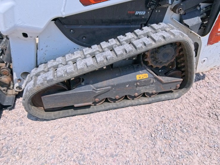 2021-bobcat-t64-image-13