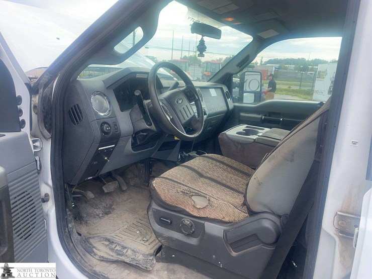 2016-ford-f350-image-10