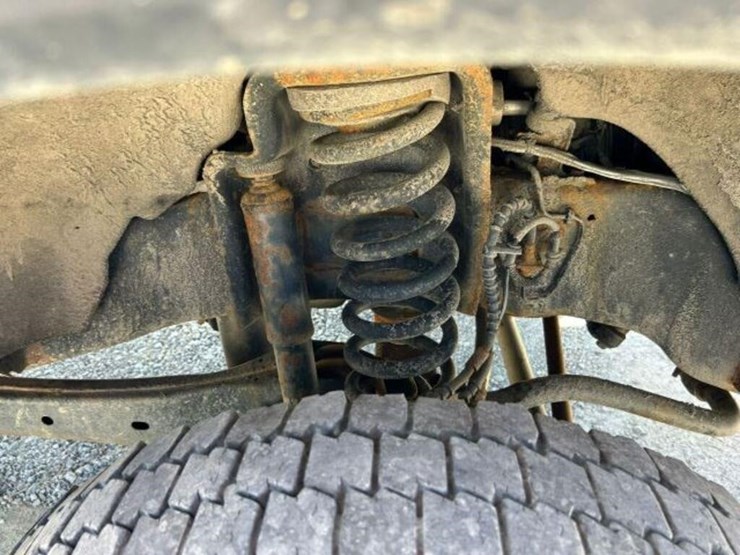 2016-ford-f550-xl-image-50