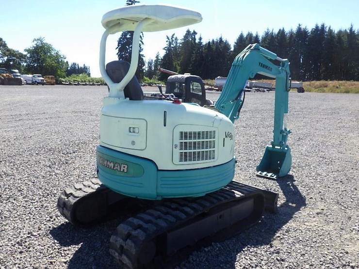 yanmar-vio30-image-5
