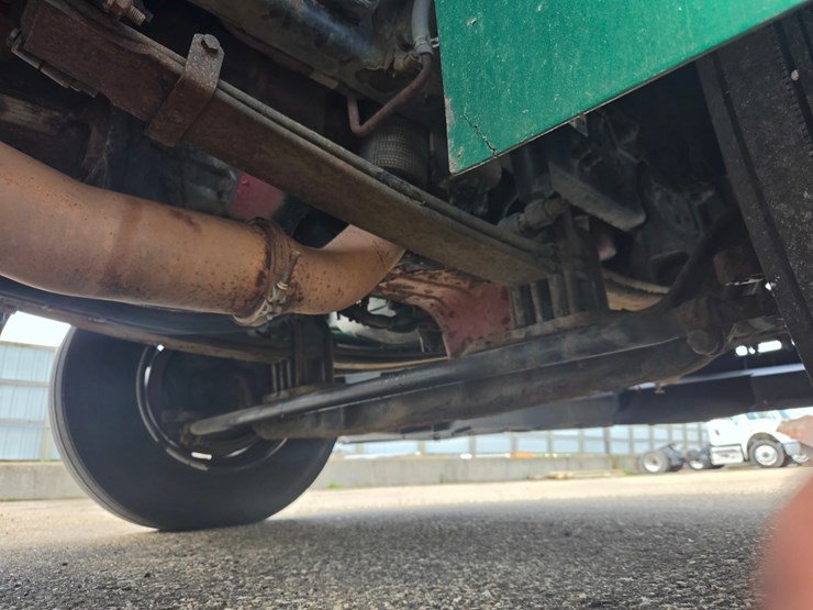 2015-kenworth-t680-image-67