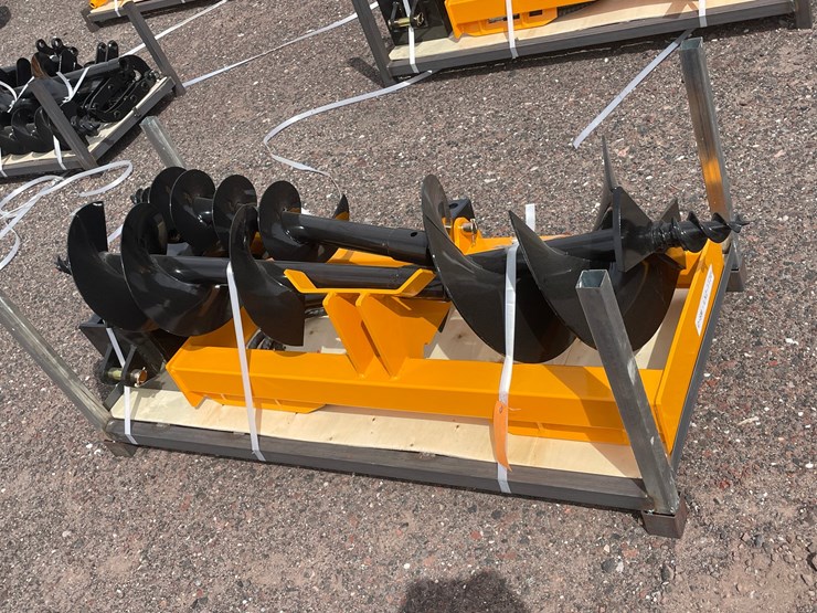 #1336-•-skid-steer-loader-auger-&-extra-rod-image-1