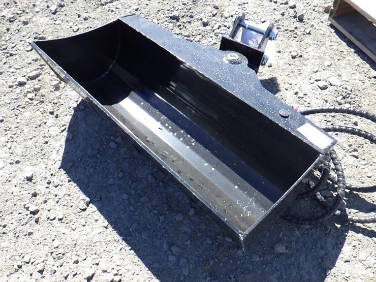 tpm-hydraulic-excavator-tilt-bucket-32"-image-1